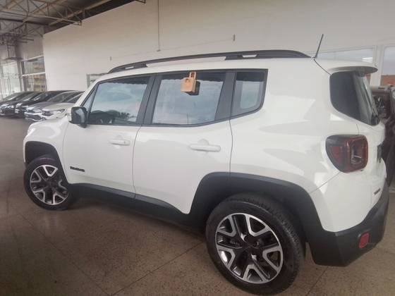 JEEP RENEGADE 1.8 16V FLEX LONGITUDE 4P AUTOMÁTICO